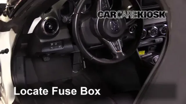 2016 Mazda MX-5 Miata Grand Touring 2.0L 4 Cyl. Fusible (intérieur) Remplacement
